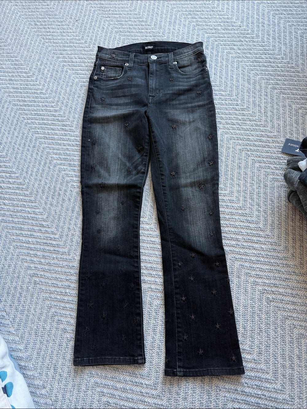 Hudson Jeans Black “stars” Embroidered Star Flare Jeans. Womens size 25 worn 1x